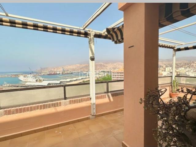 Ático en venta en Almedina, Almería