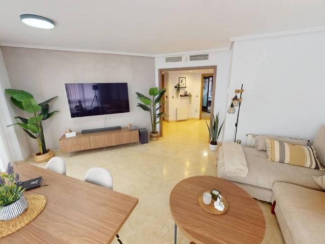 Ático en venta en Casco Antiguo - Santa Cruz - Ayuntamiento, l'Alacantí