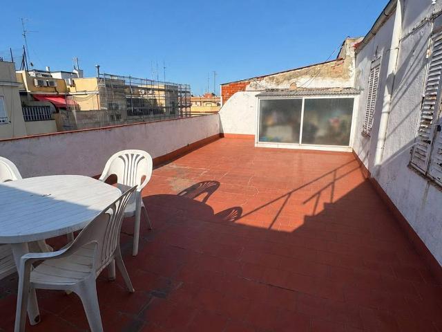 Ático en venta en Cortes, Madrid