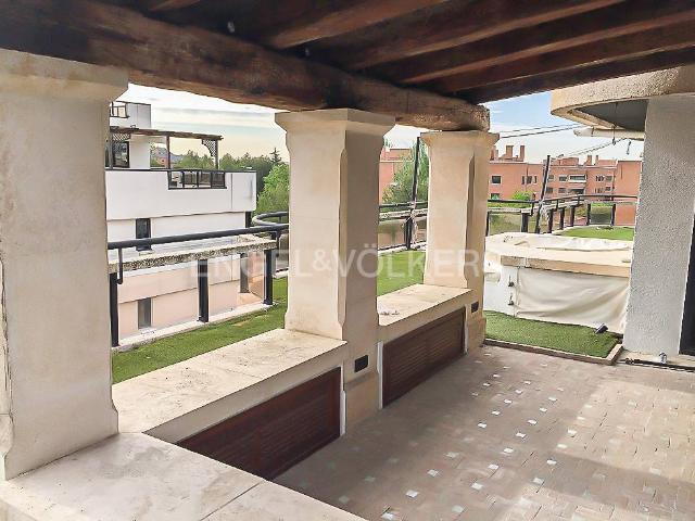 Ático en venta en Madrid, Cortes