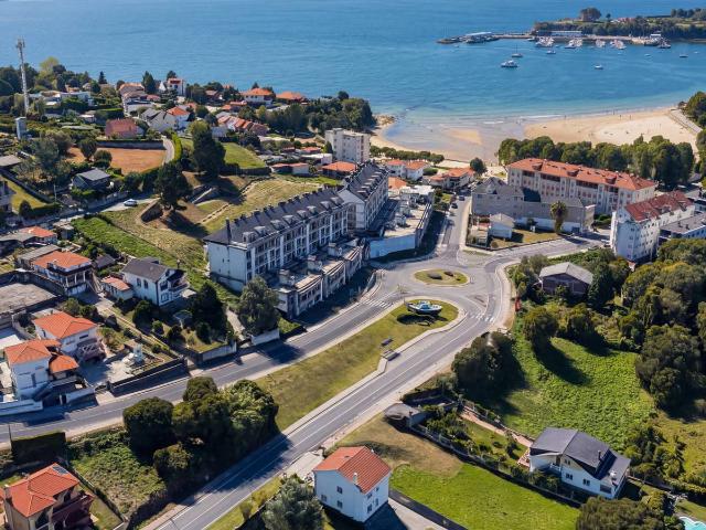 Ático en venta en Ares, Ferrol