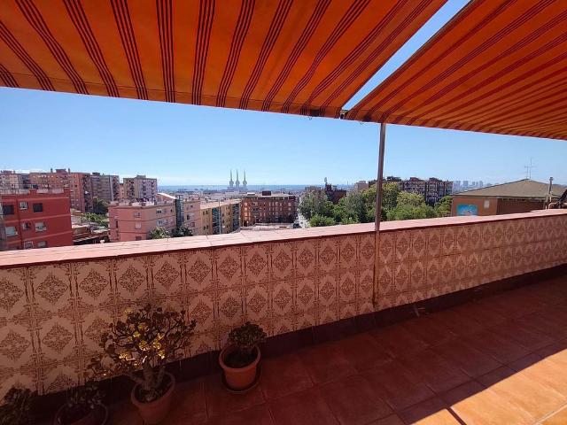 Ático en venta en Raval, Barcelonès