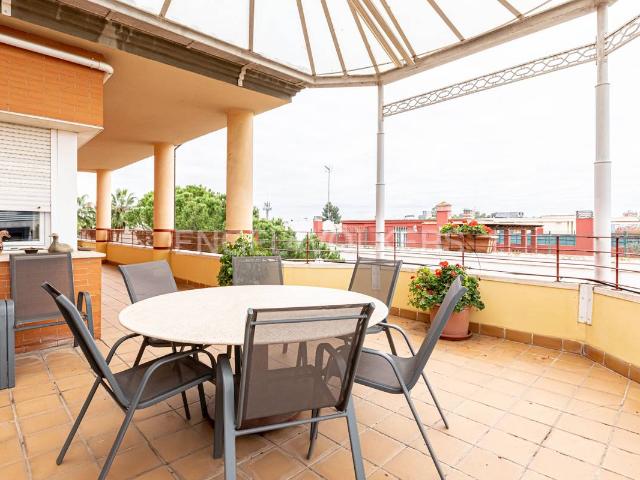 Ático en venta en Sevilla, El Arenal