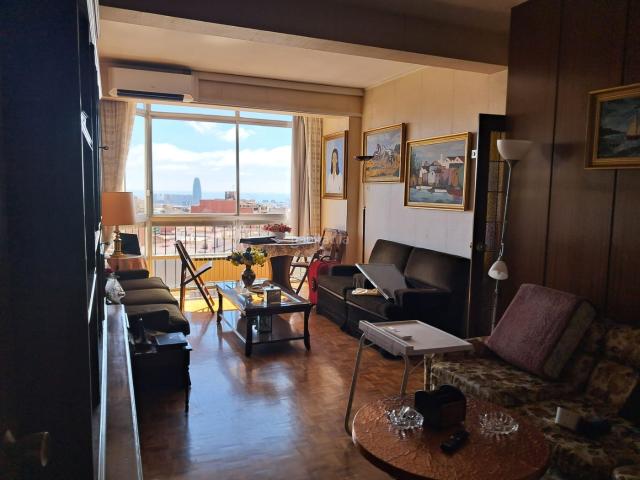 Ático en venta en Horta-Guinardó, Barcelonès