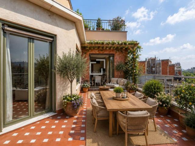 Ático en venta en Eixample, Barcelonès