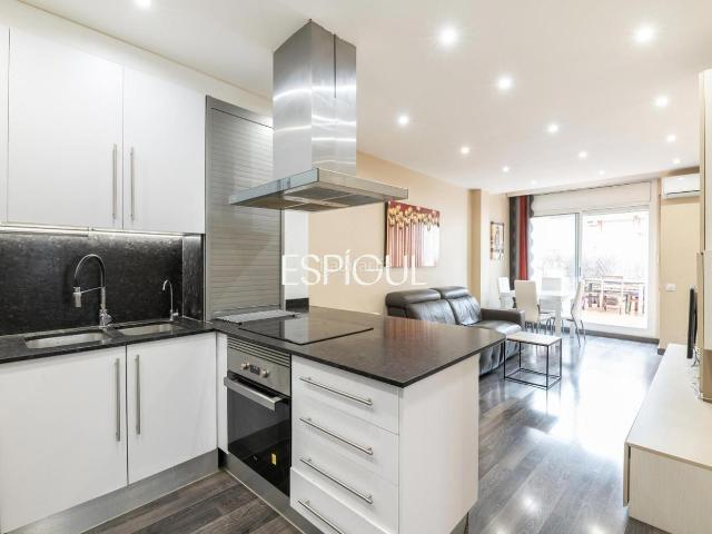 Ático en venta en Sants-Montjuïc, Barcelonès