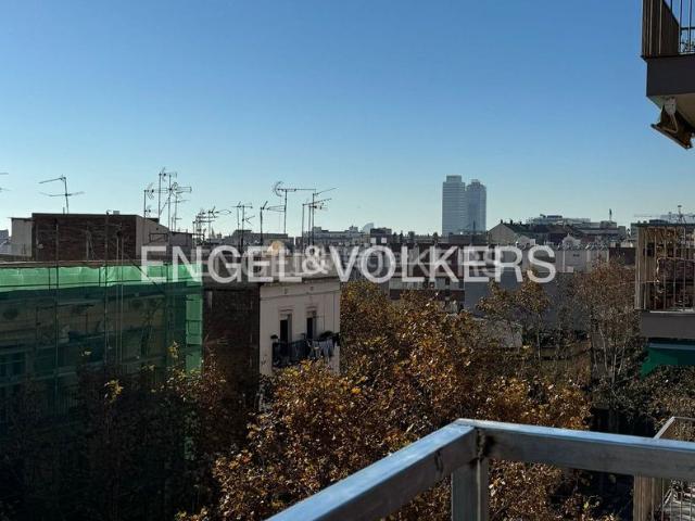 Ático en venta en Sant Martí, Barcelonès
