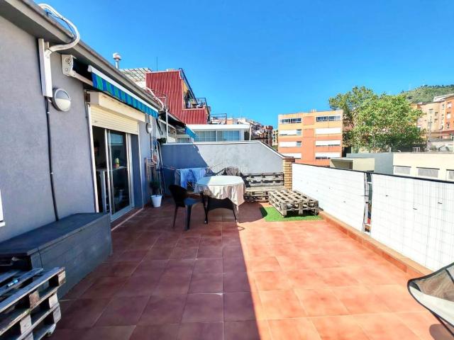 Ático en venta en Nou Barris, Barcelonès