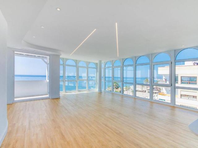 Ático en venta en Estepona, Barriada Blas Infante