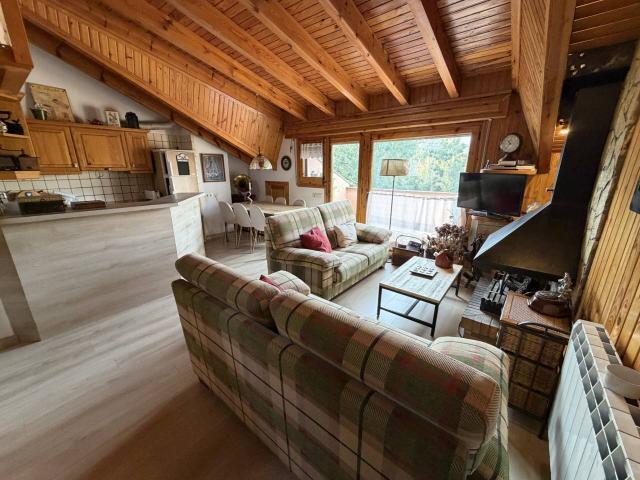 Piso en venta en Bellver de Cerdanya, Lleida