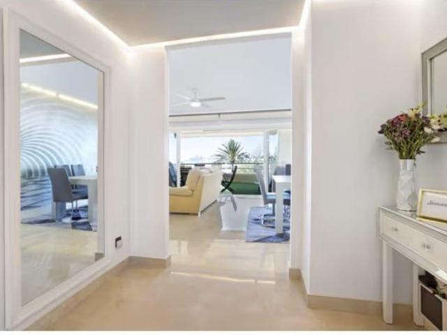 Piso en venta en La Sierrezuela, Costa del Sol Occidental