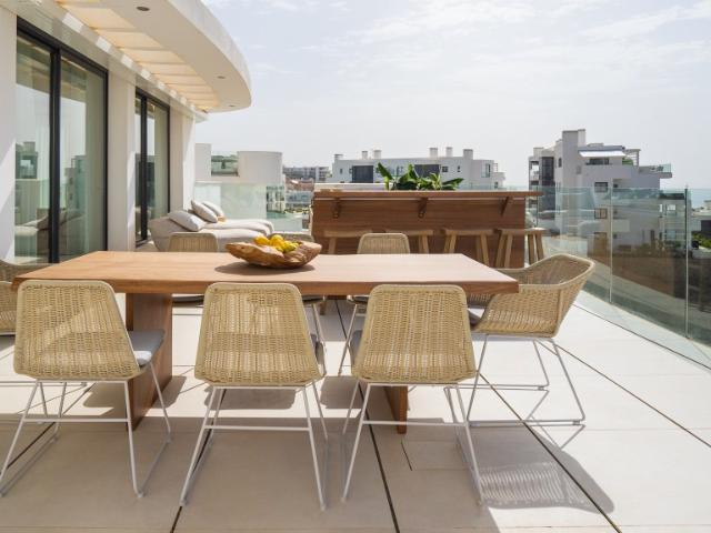 Ático en venta en La Perla-Torremuelle, Costa del Sol Occidental