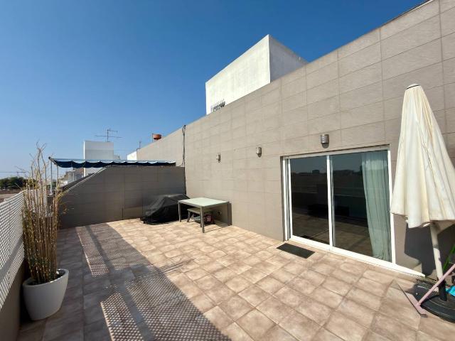 Ático en venta en Benetússer, València / Valencia