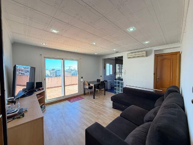 Ático en venta en Districte 2, Barcelonès