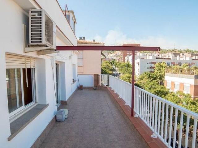 Ático en venta en Nou Barris, Barcelonès