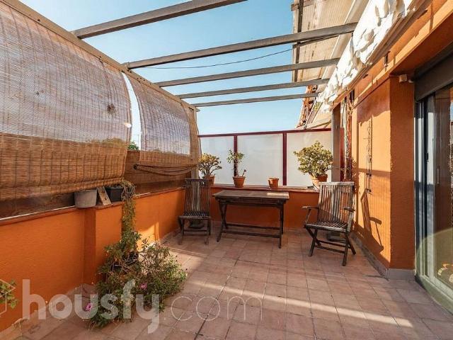 Ático en venta en Sant Andreu, Barcelonès