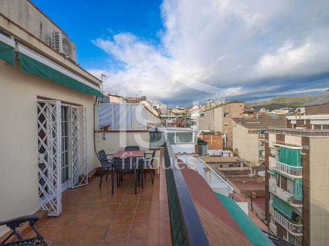 Ático en venta en Nou Barris, Barcelonès