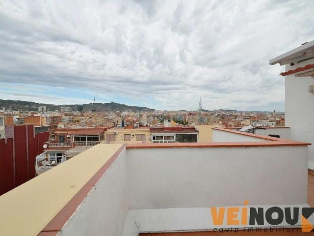Ático en venta en Sants, Barcelona