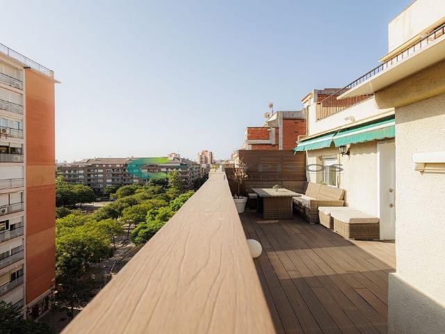 Ático en venta en Sant Andreu, Barcelonès