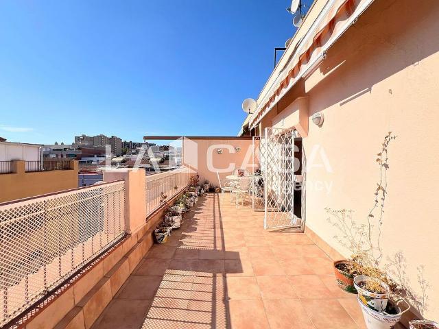 Ático en venta en Districte 4, Barcelonès