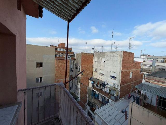 Ático en venta en Nou Barris, Barcelonès