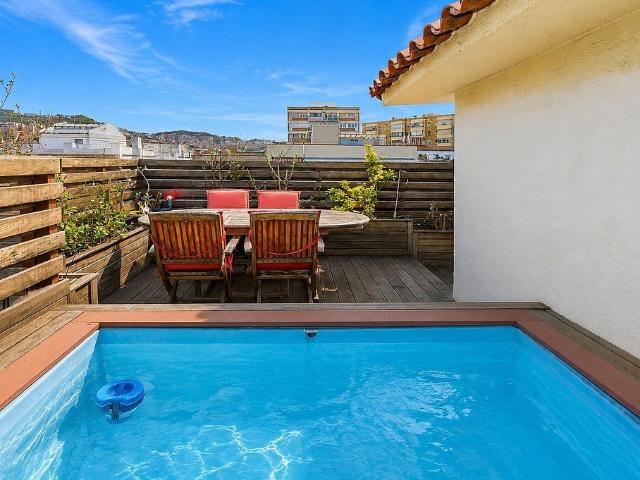 Ático en venta en Nou Barris, Barcelonès