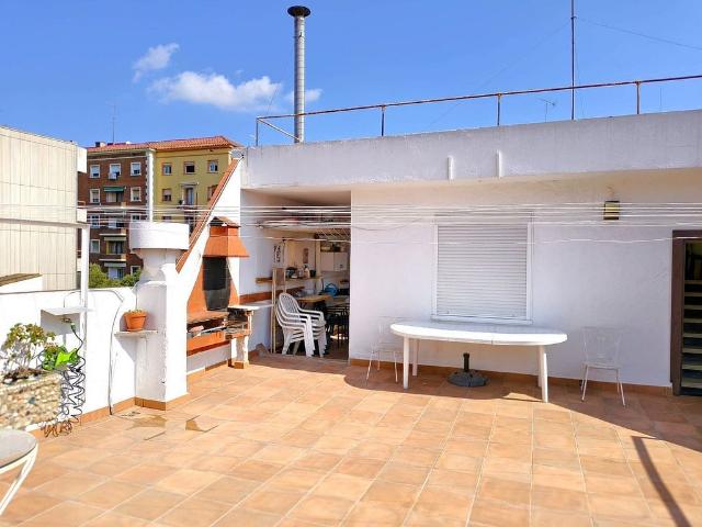 Ático en venta en Nou Barris, Barcelonès