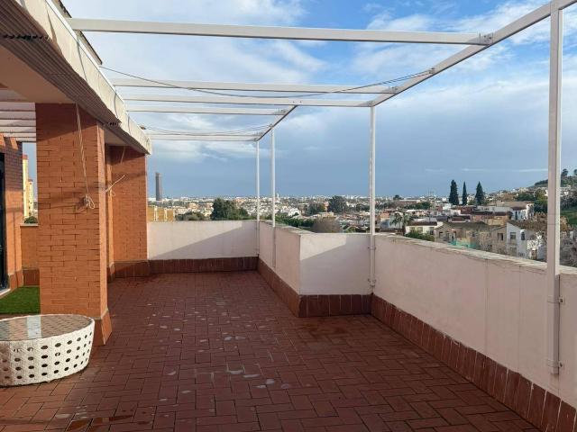 Ático en venta en Camas, Sevilla