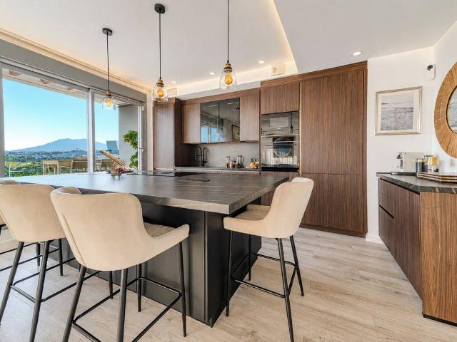 Ático en venta en Barriada Islas Canarias, Costa del Sol Occidental
