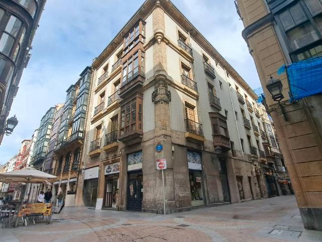 Ático en venta en Bilbao, Casco Viejo
