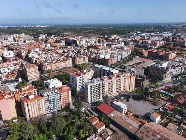 Ático en venta en la Plana Alta, Valencia