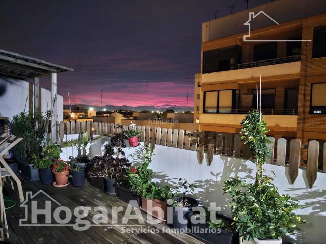 Ático en venta en la Plana Alta, Valencia