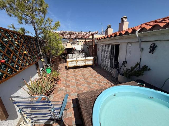 Ático en venta en Districte 1, Barcelonès