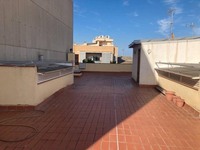 Ático en venta en Gavà, Àngela Roca
