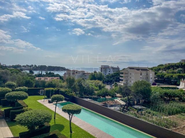 Ático en venta en Castell-platja D'aro