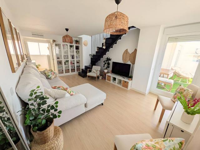 Ático en venta en Barriada Islas Canarias, Costa del Sol Occidental