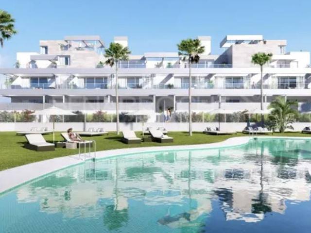 Ático en venta en Barriada Islas Canarias, Costa del Sol Occidental