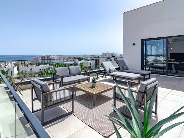 Ático en venta en Barriada Islas Canarias, Costa del Sol Occidental