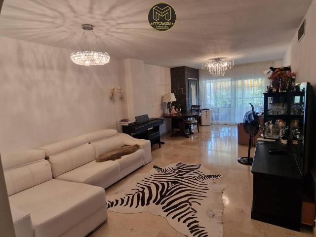 Ático en venta en Estepona, Barriada Blas Infante Ático en venta en Estepona, Barriada Blas Infante