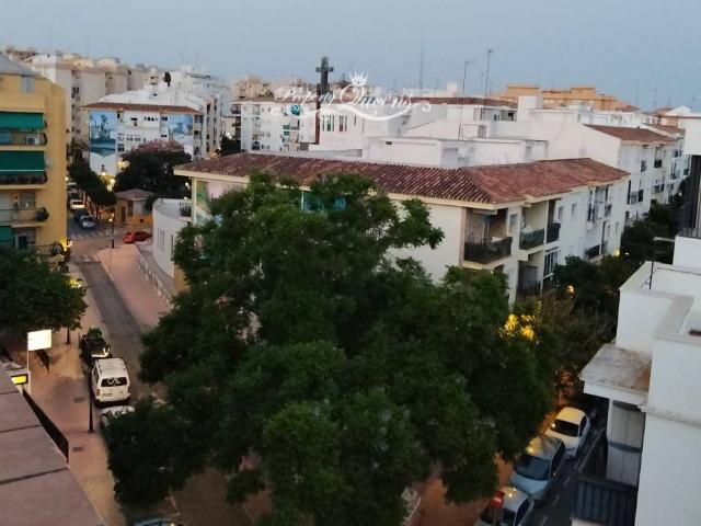 Ático en venta en Barriada Islas Canarias, Estepona
