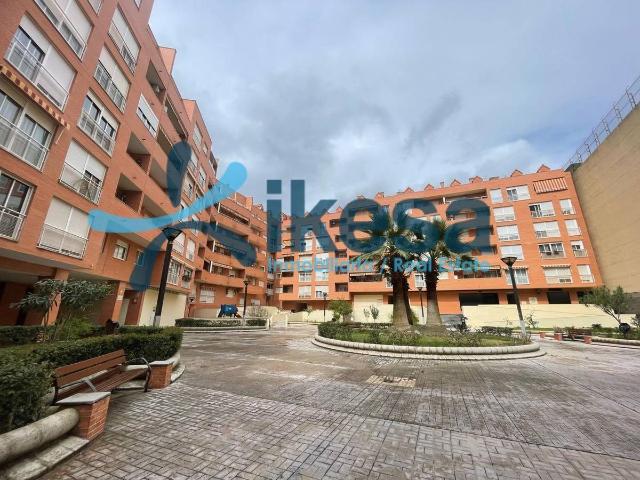 Ático en venta en Linares, Andalucía