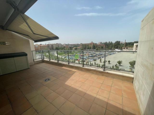 Ático en venta en León, Centro