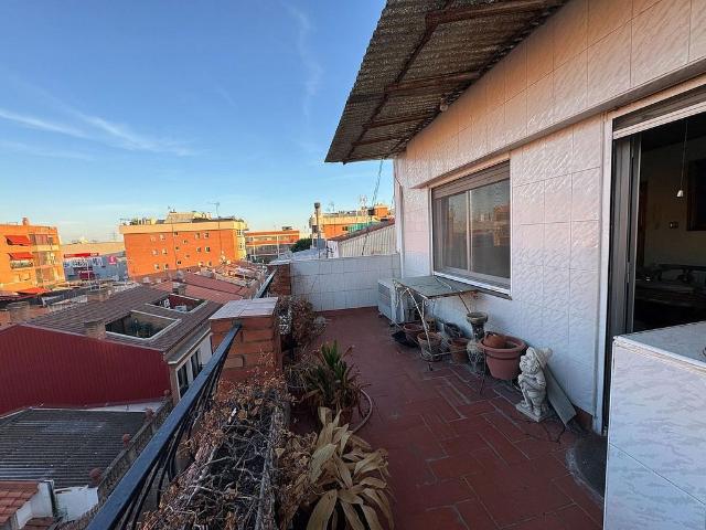 Ático en venta en Almeda, Cornellà de Llobregat