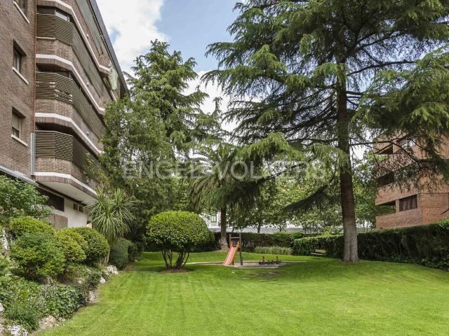 Ático en venta en Madrid, Cortes