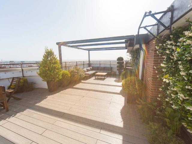 Ático en venta en Medina-sidonia, Madrid