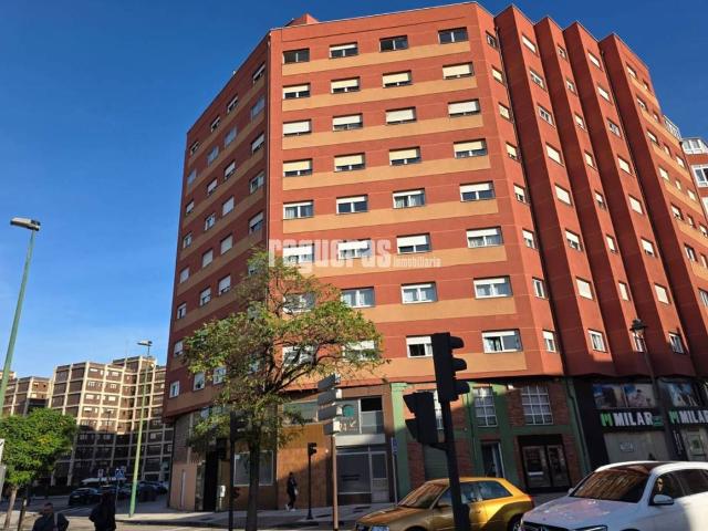 Ático en venta en Avilés, Asturias