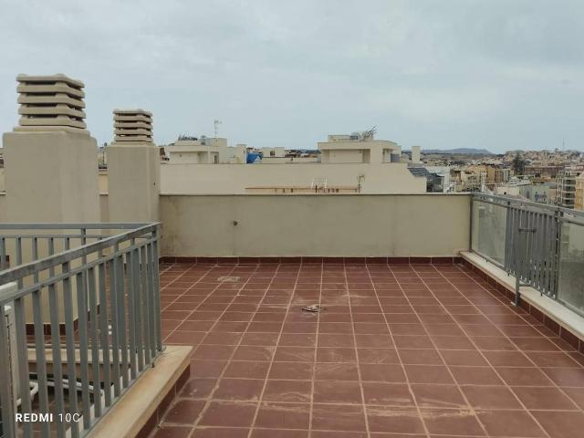 Ático en venta en Melilla, Triángulo de Oro