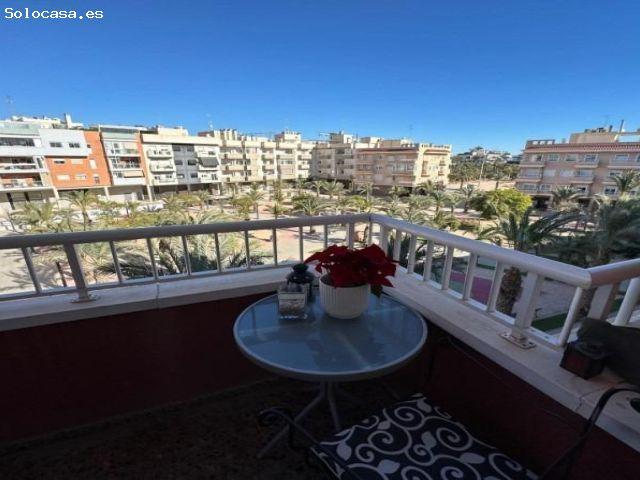 Piso en venta en Atzavares, el Baix Vinalopó