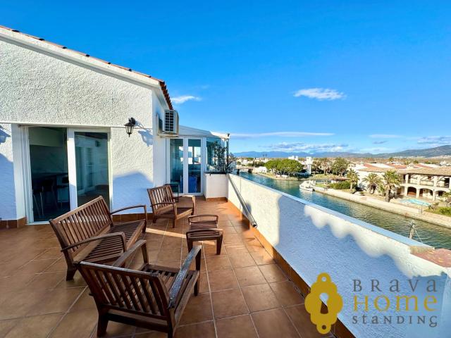 Ático en venta en Empuriabrava