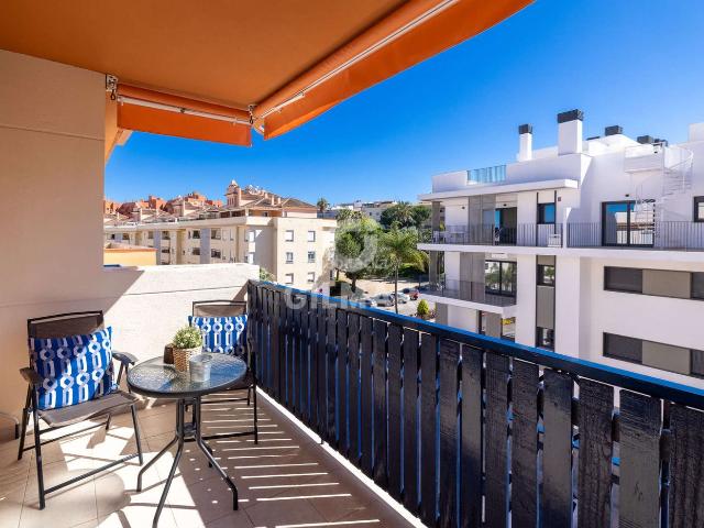 Dúplex en venta en Barriada Islas Canarias, Costa del Sol Occidental